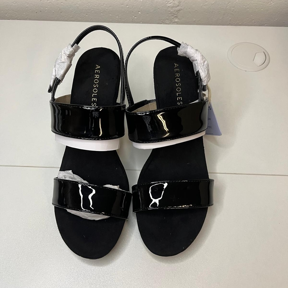 AEROSOLES Black Patent Slingback Sandals